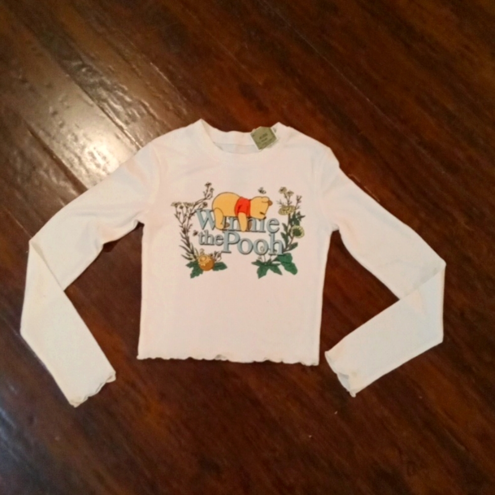 NWT Winnie the Pooh Ivory Long Sleeve Ribbed Crew T-Shirt Size XS